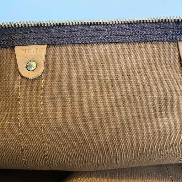 Pre-loved Louis Vuitton Monogram Keepall 55 Bandoulière - Picture 9 of 15